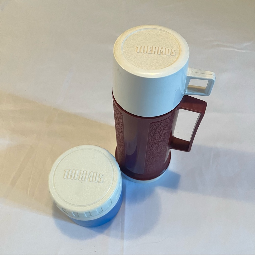 Vintage Thermos items